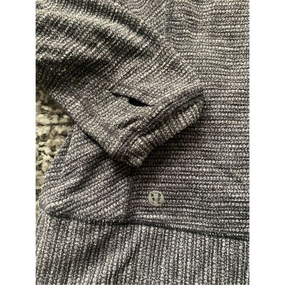 46 Lululemon Race Your Pace GRAY PIQUE seamless Long Sleeve TOP SHIRT sz 6 - Picture 8 of 8